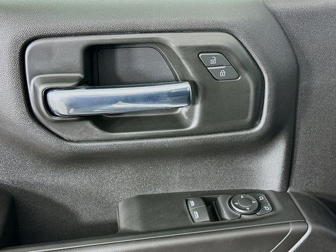 Used 2025 Chevrolet Silverado 1500 W/T w/ WT Value Package image 15