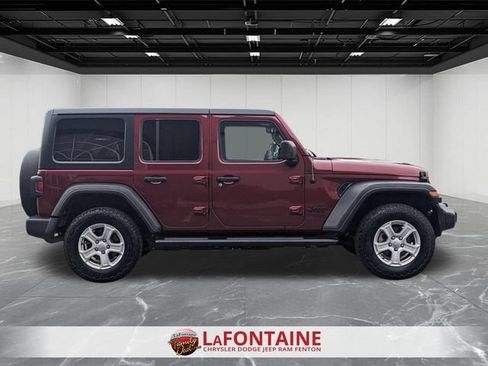 Used 2021 Jeep Wrangler Unlimited Sport AWD/4WD image 6