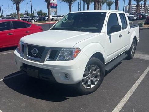 Certified 2021 Nissan Frontier SV RWD image 1