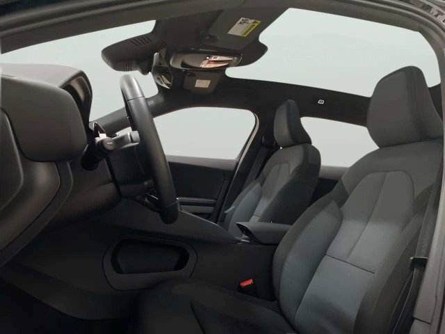 Used 2023 Polestar Polestar 2 w/ Pilot Pack AWD/4WD image 28