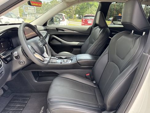 Used 2023 INFINITI QX60 Luxe w/ Cargo Package FWD image 9