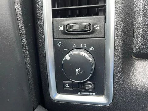 Used 2018 RAM 1500 Limited AWD/4WD image 33