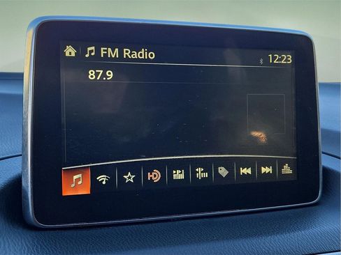 Used 2016 MAZDA MAZDA3 i Sport w/ Preferred Equipment Package image 17