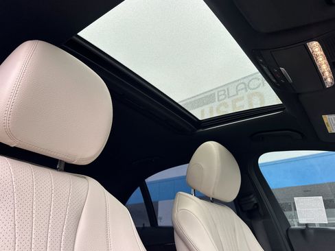 Used 2017 Mercedes-Benz E 300 image 16