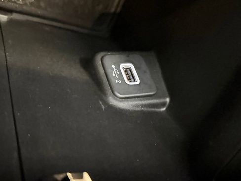 Used 2020 Jeep Wrangler Unlimited Rubicon AWD/4WD image 6