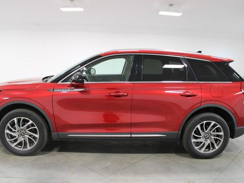 Used 2022 Lincoln Corsair AWD w/ Equipment Group 101A image 6