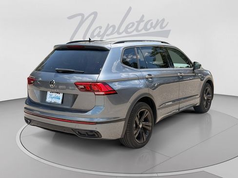 Used 2024 Volkswagen Tiguan SE R-Line FWD image 6
