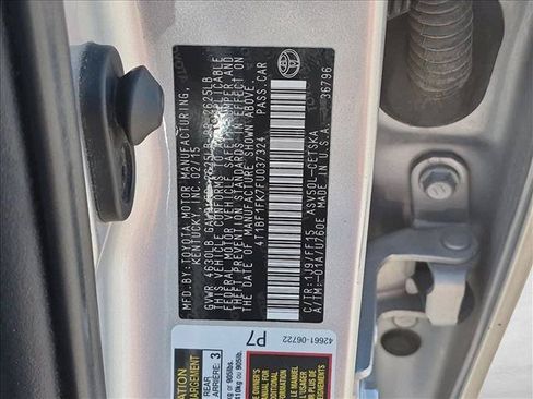 Used 2015 Toyota Camry SE FWD image 22