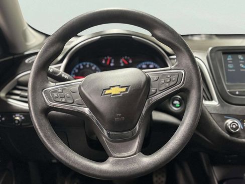 Used 2017 Chevrolet Malibu LS FWD image 26