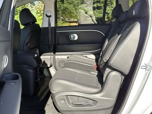 New 2026 Hyundai Ioniq 9 SEL image 24