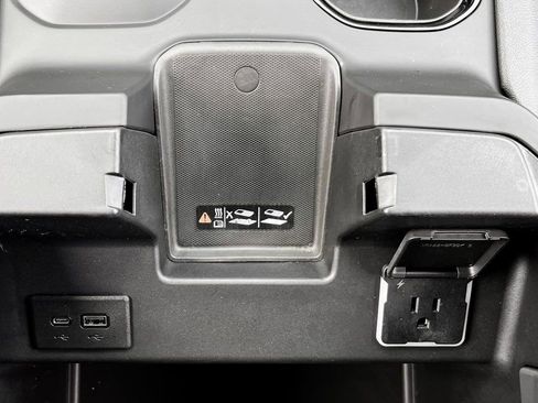 Used 2025 GMC Sierra 1500 AT4 w/ AT4 Preferred Package image 24