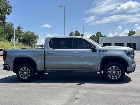 Used 2024 GMC Sierra 1500 AT4 w/ Technology Package AWD/4WD image 27