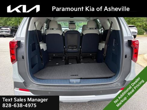 New 2026 Kia Carnival EX FWD image 29