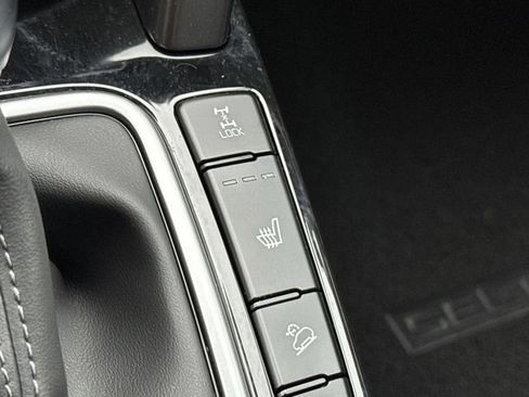 Certified 2026 Kia Seltos SX AWD/4WD image 22