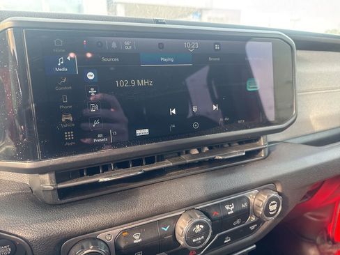 Used 2025 Jeep Wrangler Unlimited Sport S 4xe image 13