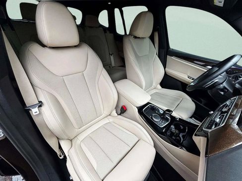 Used 2022 BMW X3 sDrive30i w/ Premium Package 2 image 11