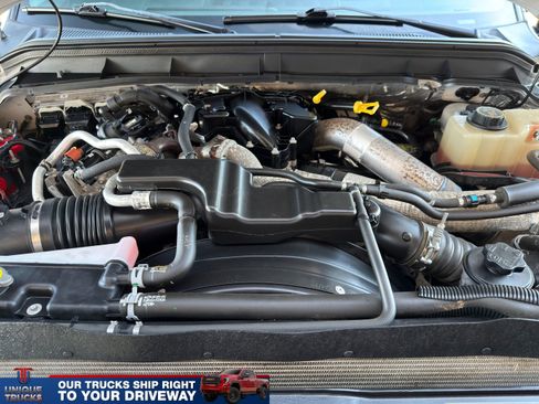 Used 2016 Ford F350 XLT w/ XLT Interior Package image 14