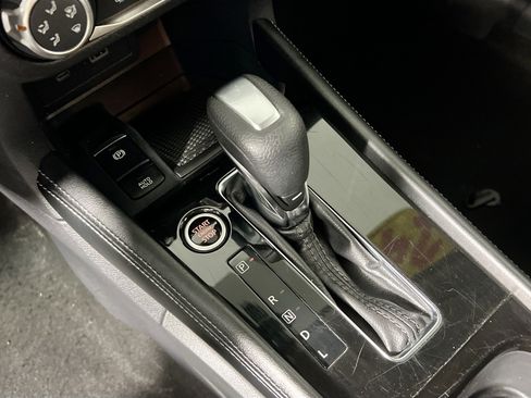 Used 2024 Nissan Kicks SV FWD image 24