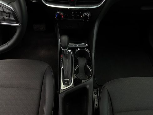 Used 2025 Buick Encore GX Preferred FWD image 13