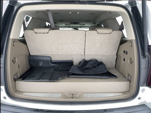 Used 2017 Chevrolet Tahoe LT w/ LT Signature Package RWD image 17