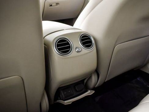 Certified 2022 Mercedes-Benz GLC 300 w/ Premium Package Lite image 36