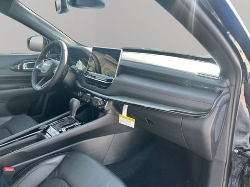 New 2026 Jeep Compass Trailhawk AWD/4WD image 26