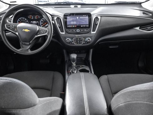 Used 2024 Chevrolet Malibu LT FWD image 23