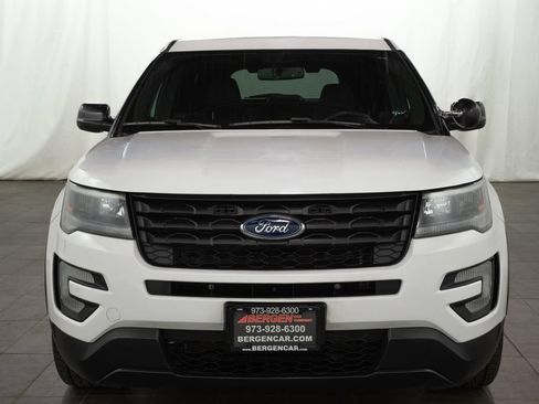 Used 2017 Ford Explorer 4WD Police Interceptor w/ Ready For The Road Package image 2