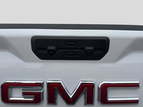 Used 2026 GMC Sierra 1500 SLT AWD/4WD image 34