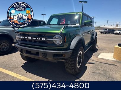 New 2024 Ford Bronco Outer Banks w/ Sasquatch Package
