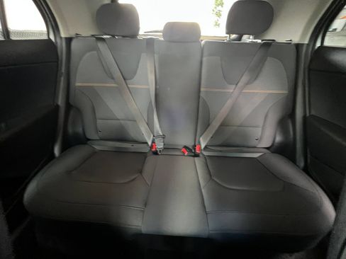 Used 2026 Kia Niro LX FWD image 36