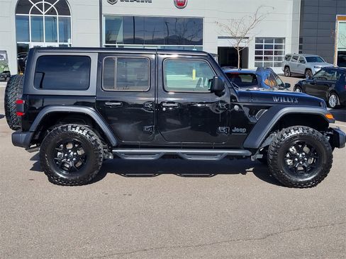 Used 2024 Jeep Wrangler Willys image 4