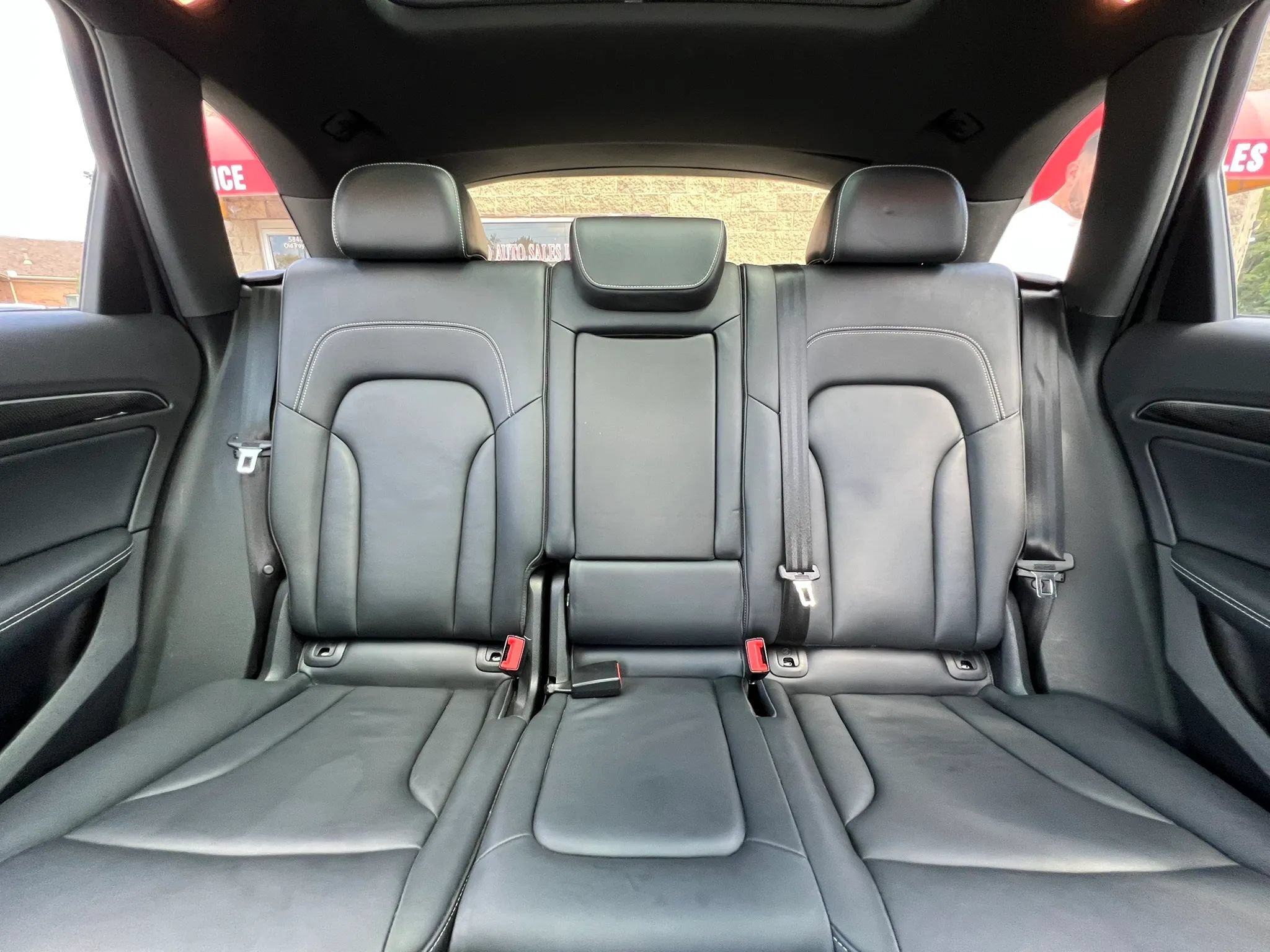 Used 2015 Audi SQ5 Premium Plus w/ Technology Package AWD/4WD image 27