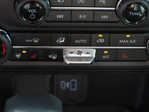 Used 2023 Ford Bronco Raptor AWD/4WD image 25