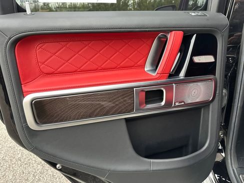 Used 2022 Mercedes-Benz G 63 AMG 4MATIC image 32