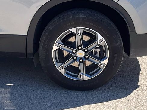 Used 2025 Chevrolet Blazer LT image 5