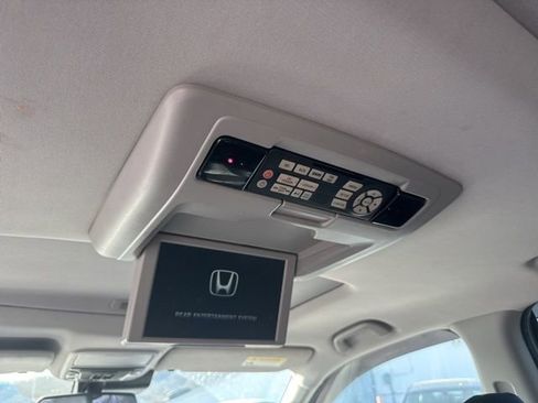 Used 2018 Honda Pilot Elite image 15