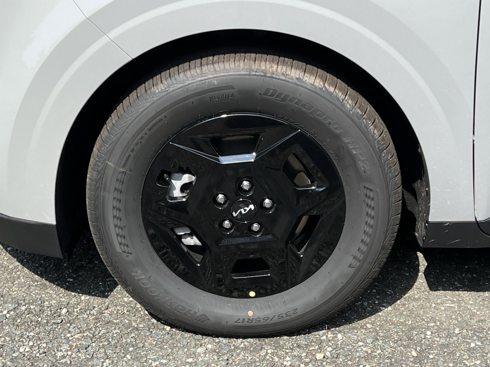 New 2027 Kia Carnival FWD image 17