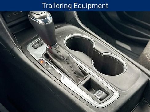 Used 2019 Chevrolet Equinox LT image 18