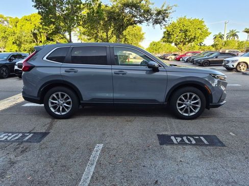 Used 2023 Honda CR-V EX image 4