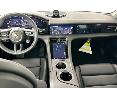 Certified 2025 Porsche Taycan 4S image 20