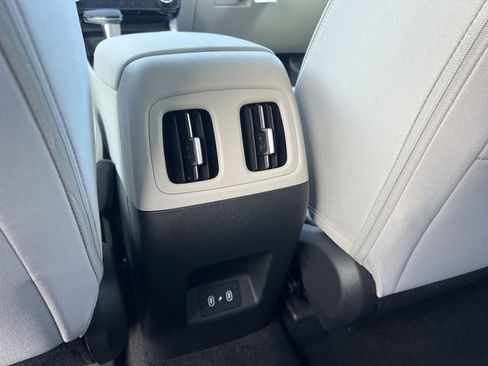 New 2026 Hyundai Tucson SEL FWD image 17