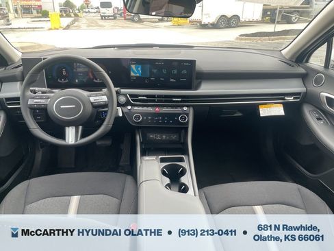 New 2025 Hyundai Sonata SEL image 3