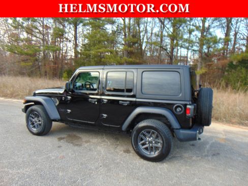 Certified 2024 Jeep Wrangler Sport S image 7