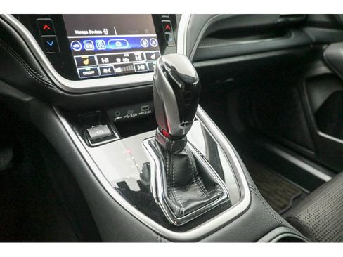 Used 2023 Subaru Outback Premium image 13