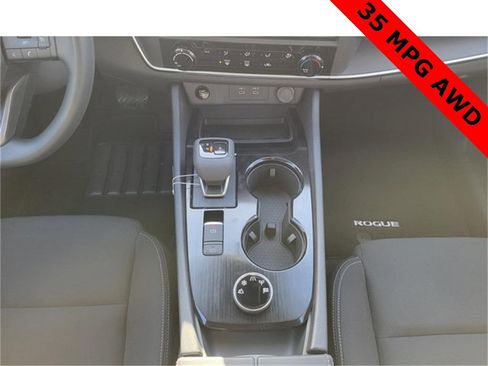 New 2025 Nissan Rogue S image 27