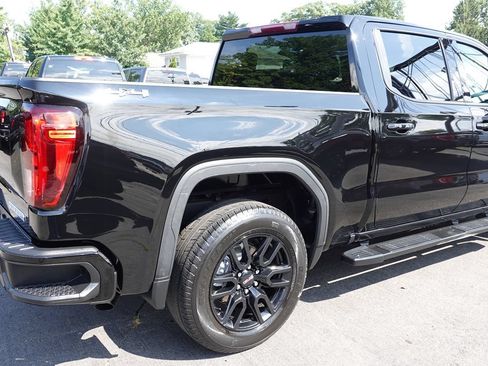 Used 2024 GMC Sierra 1500 Elevation w/ LPO, Elevation Black Package AWD/4WD image 9