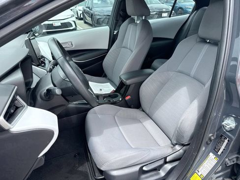 Certified 2025 Toyota Corolla SE FWD image 13