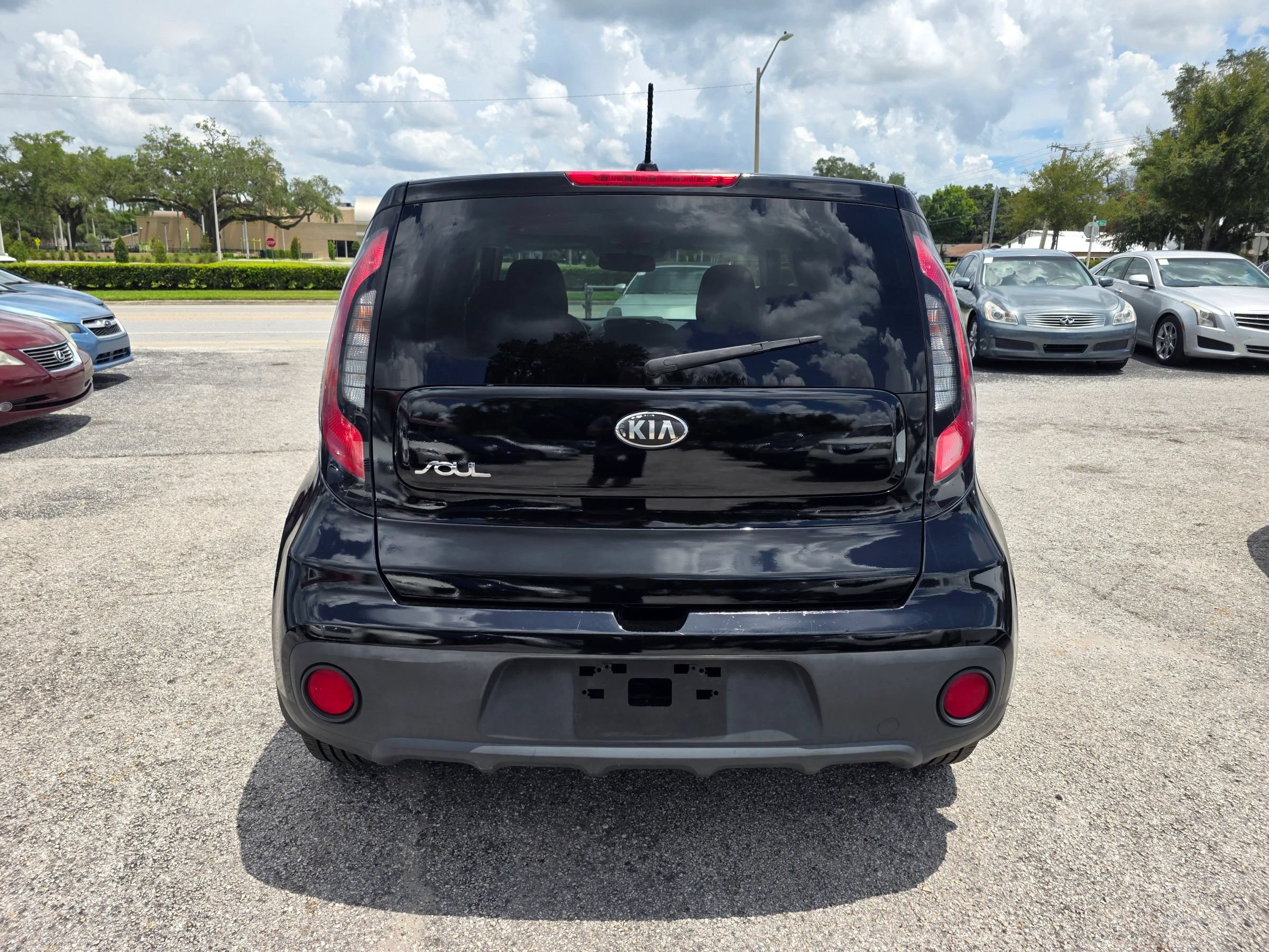 Used 2017 Kia Soul FWD image 5