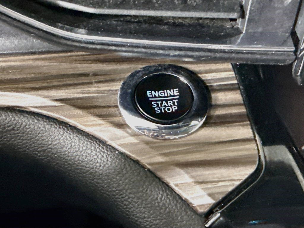 Used 2023 Ford Explorer Limited RWD image 19